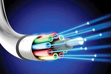 نقش کابل های فیبر نوری در بهبود کیفیت و سرعت اینترنت